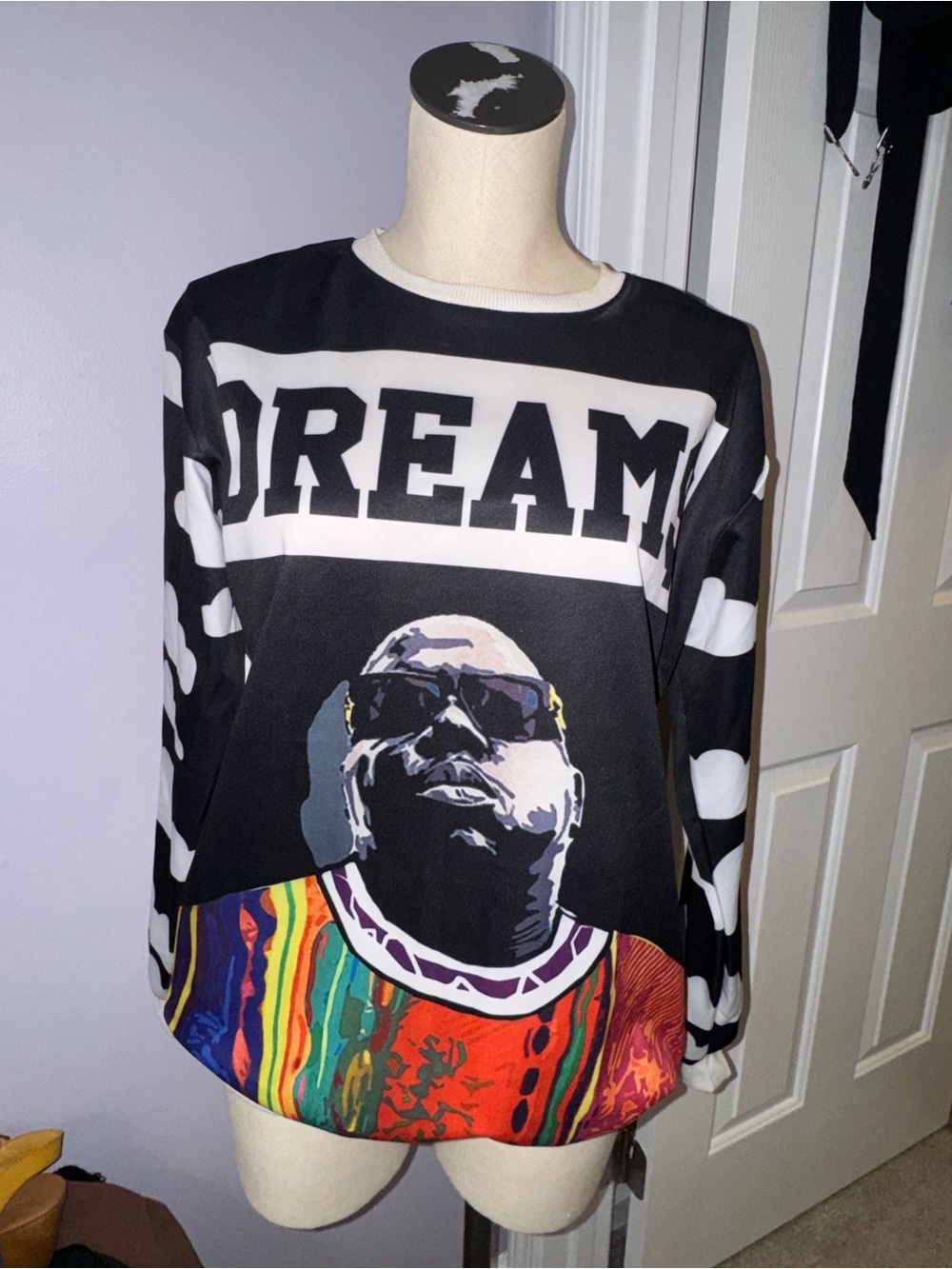 Unisex Biggie Dream Graphic Black Sweater fits like XL